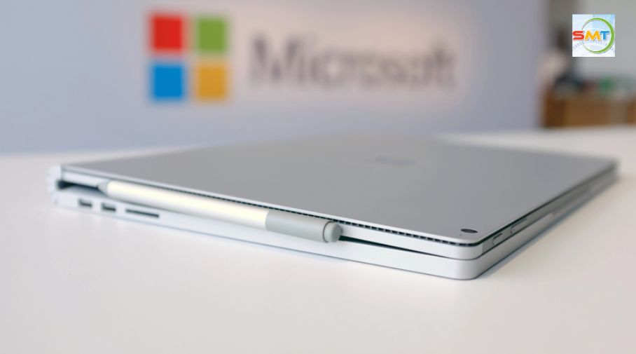 Microsoft Surface Book 2 11